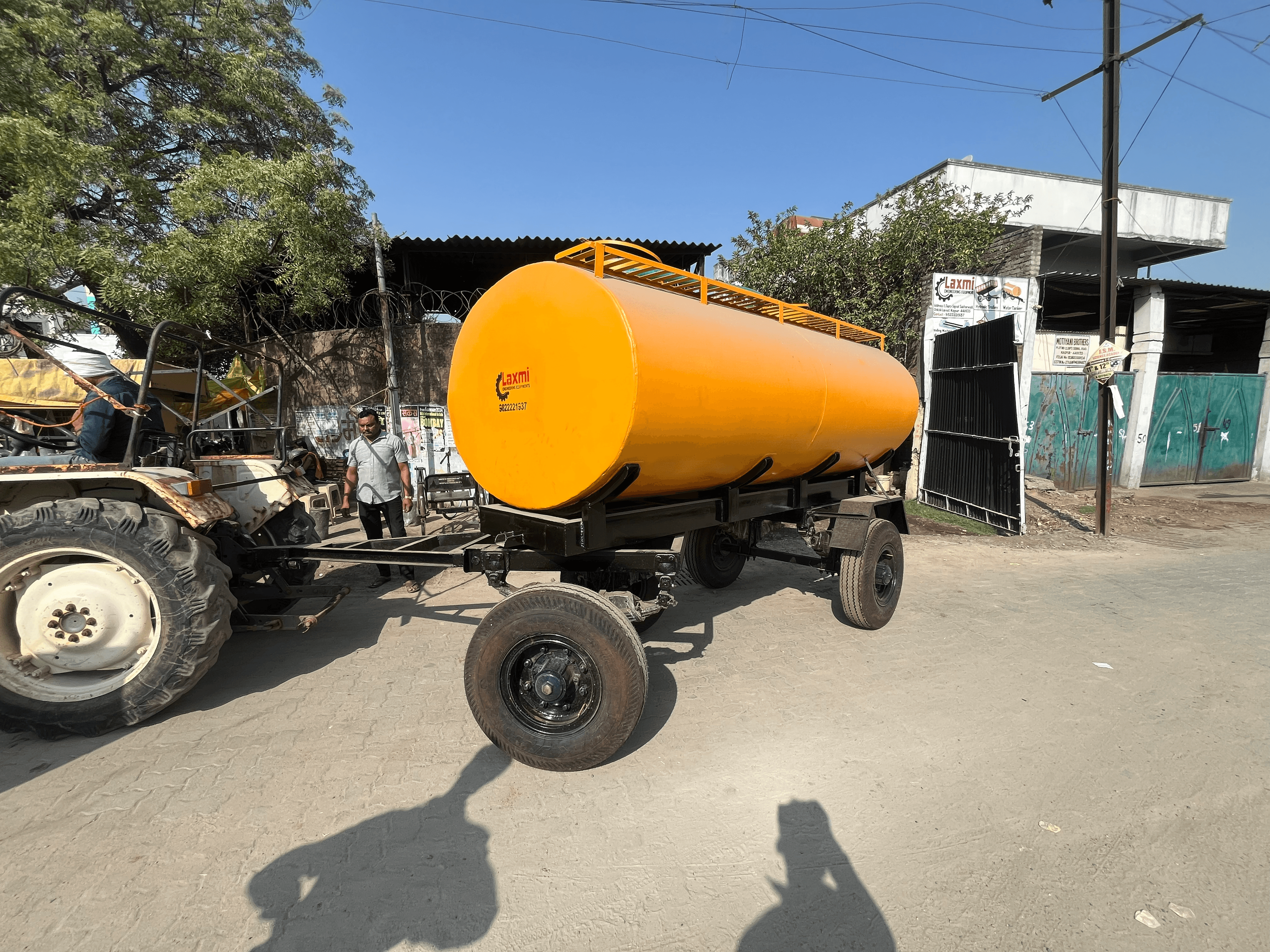 4-Wheel Water Tanker (With Pump) 3