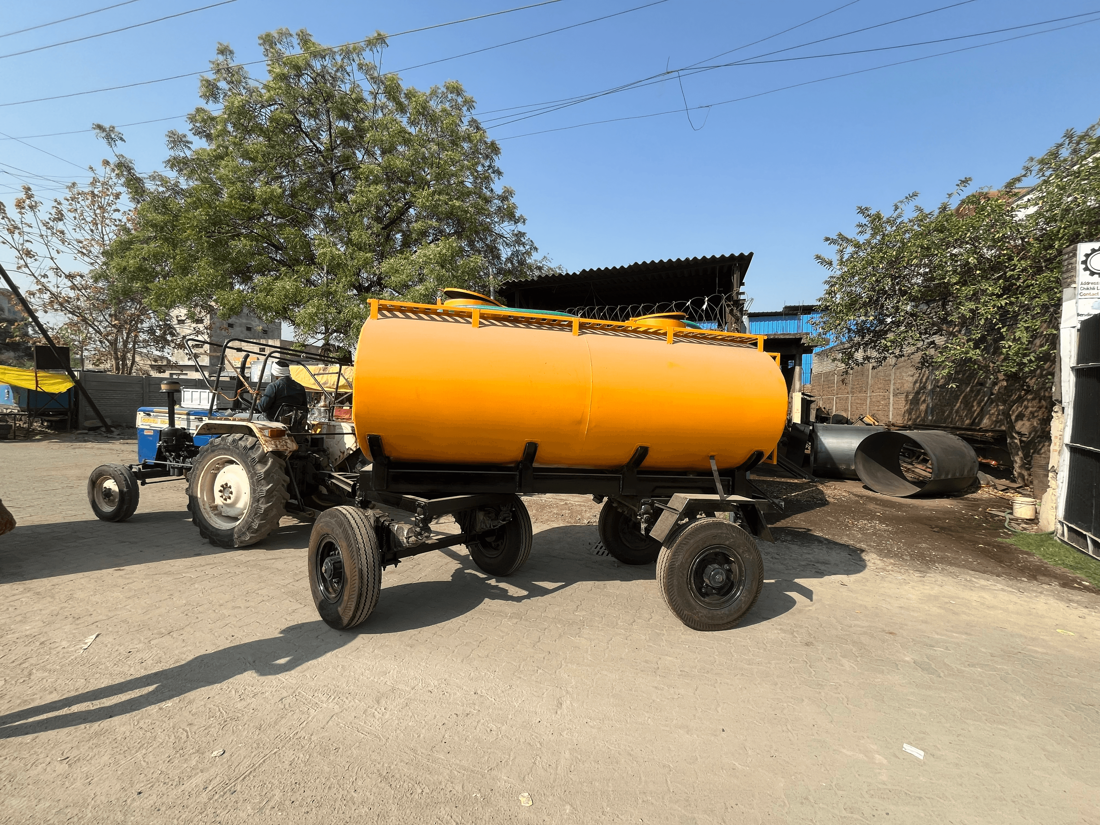 4-Wheel Water Tanker (With Pump) 2